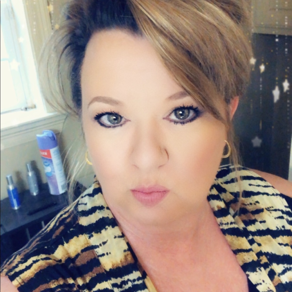 Meet your Posher, Sonia